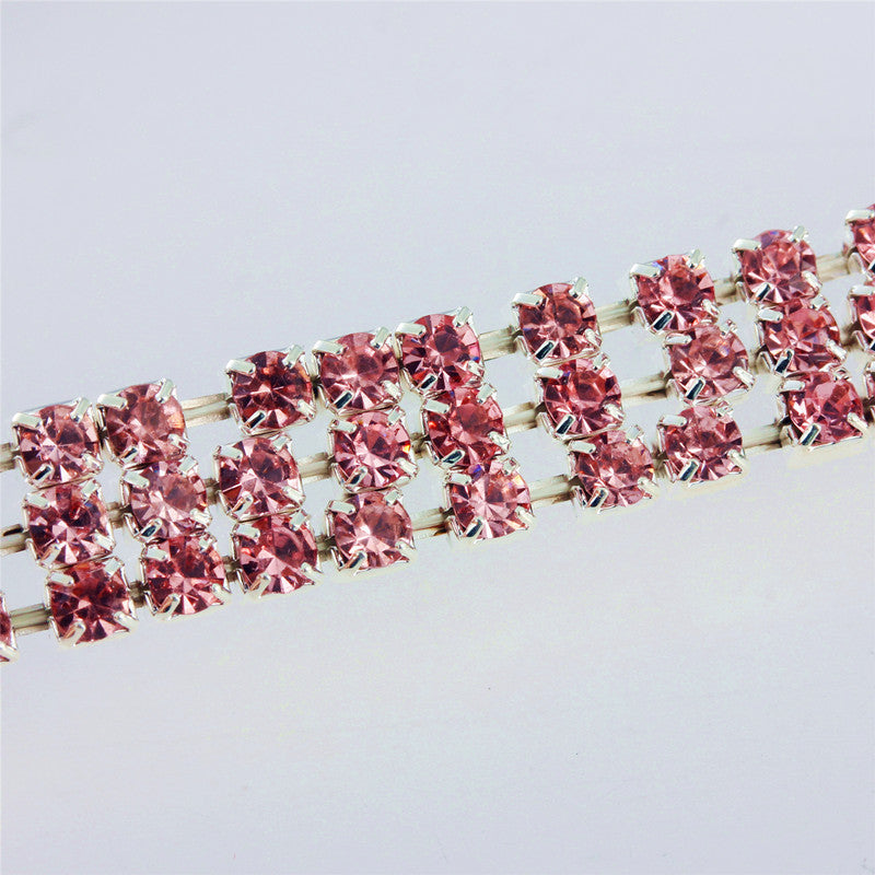Diamond Pet Collar — Sparkly Rhinestone Necklace for Cats & 